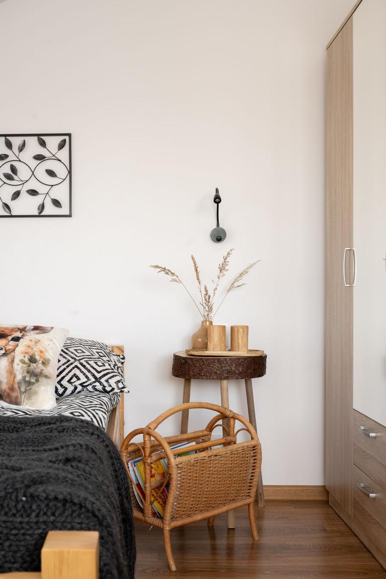 Dw Pod Zlotym Kasztanem Apartman Újterebes Kültér fotó